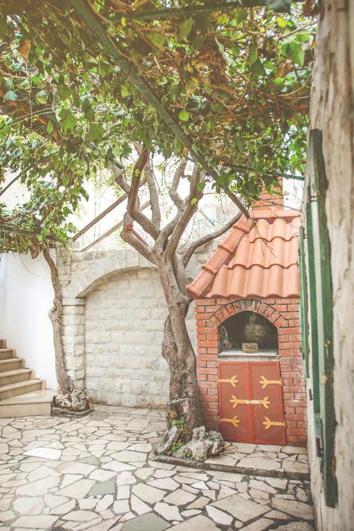 Apartment Romic Omis Luaran gambar