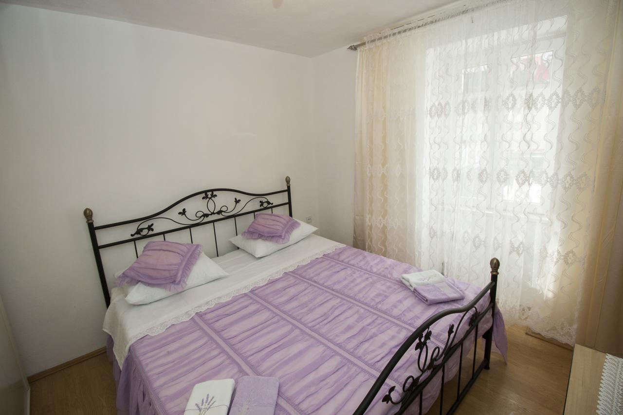 Apartment Romic Omis Luaran gambar